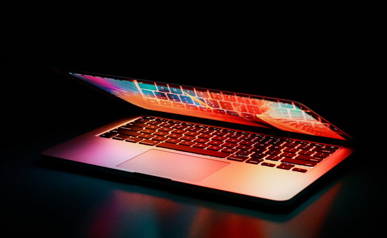 Using the MacBook Pro Touch Bar Using the MacBook Pro Touch Bar